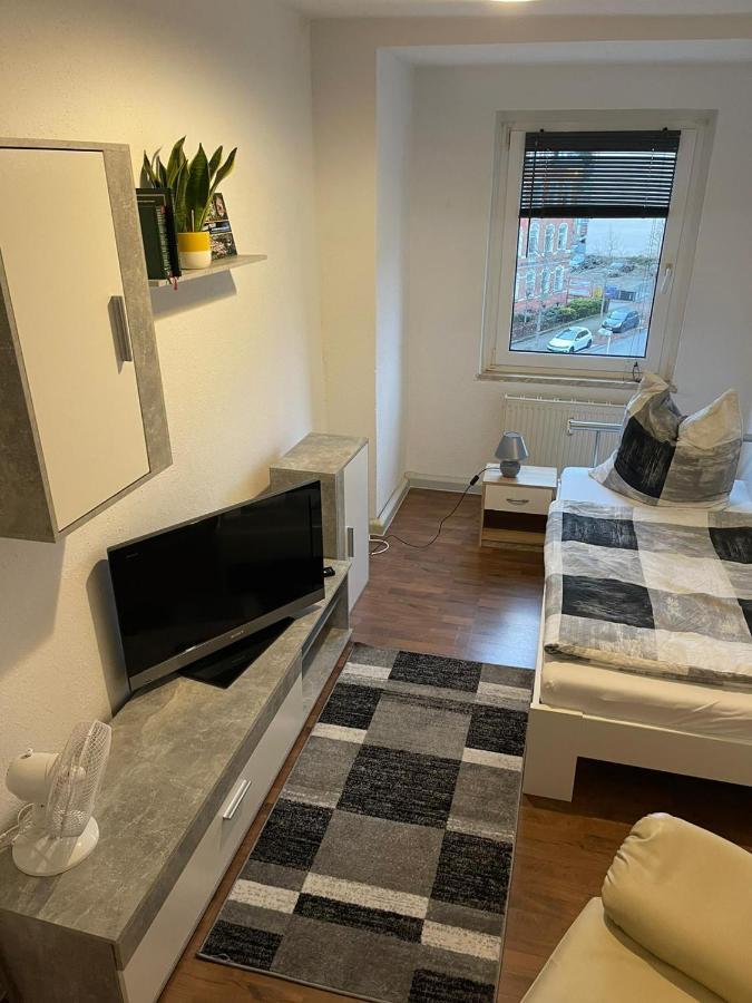 Kleine Wohnung Fuer Monteure Und Dienstreisen Zwickau Exteriér fotografie