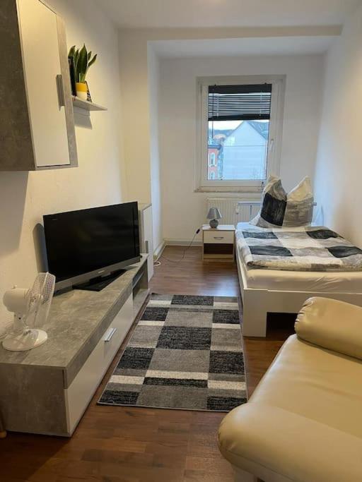 Kleine Wohnung Fuer Monteure Und Dienstreisen Zwickau Exteriér fotografie